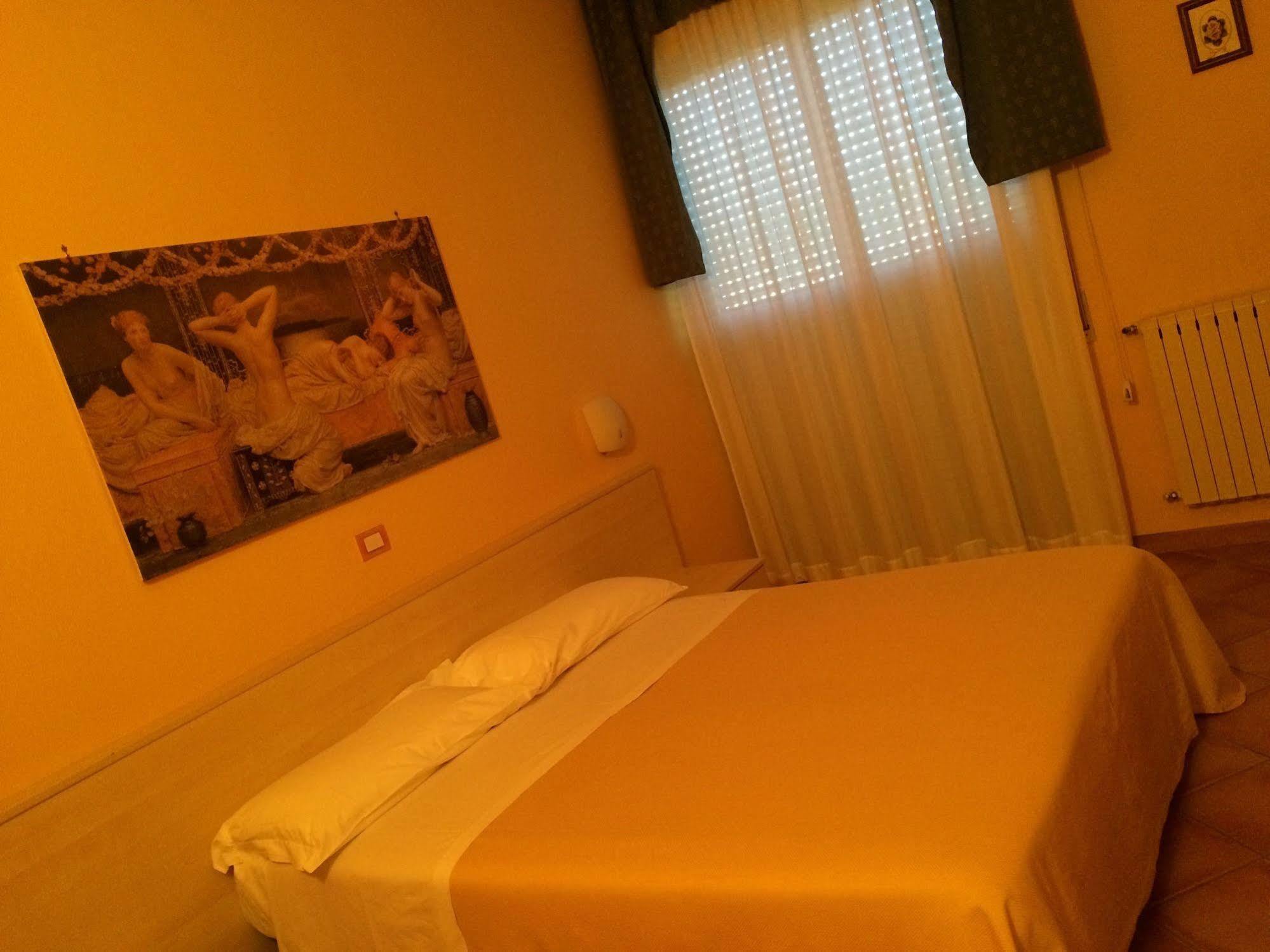 Hotel Di Rocco Loreto Aprutino Kültér fotó
