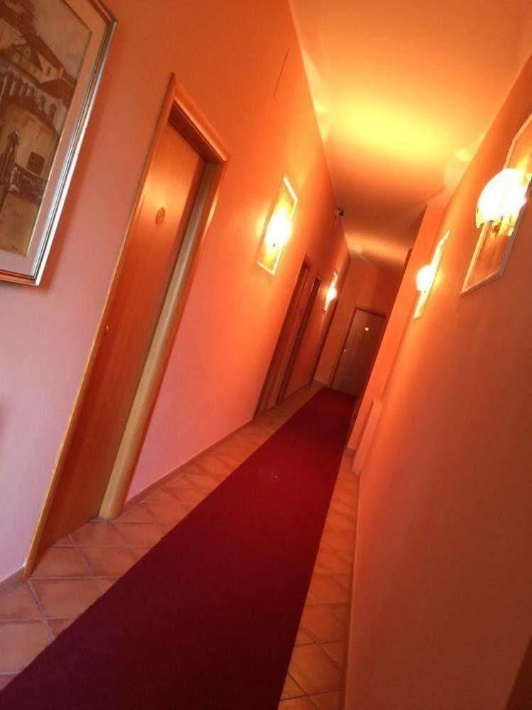 Hotel Di Rocco Loreto Aprutino Kültér fotó